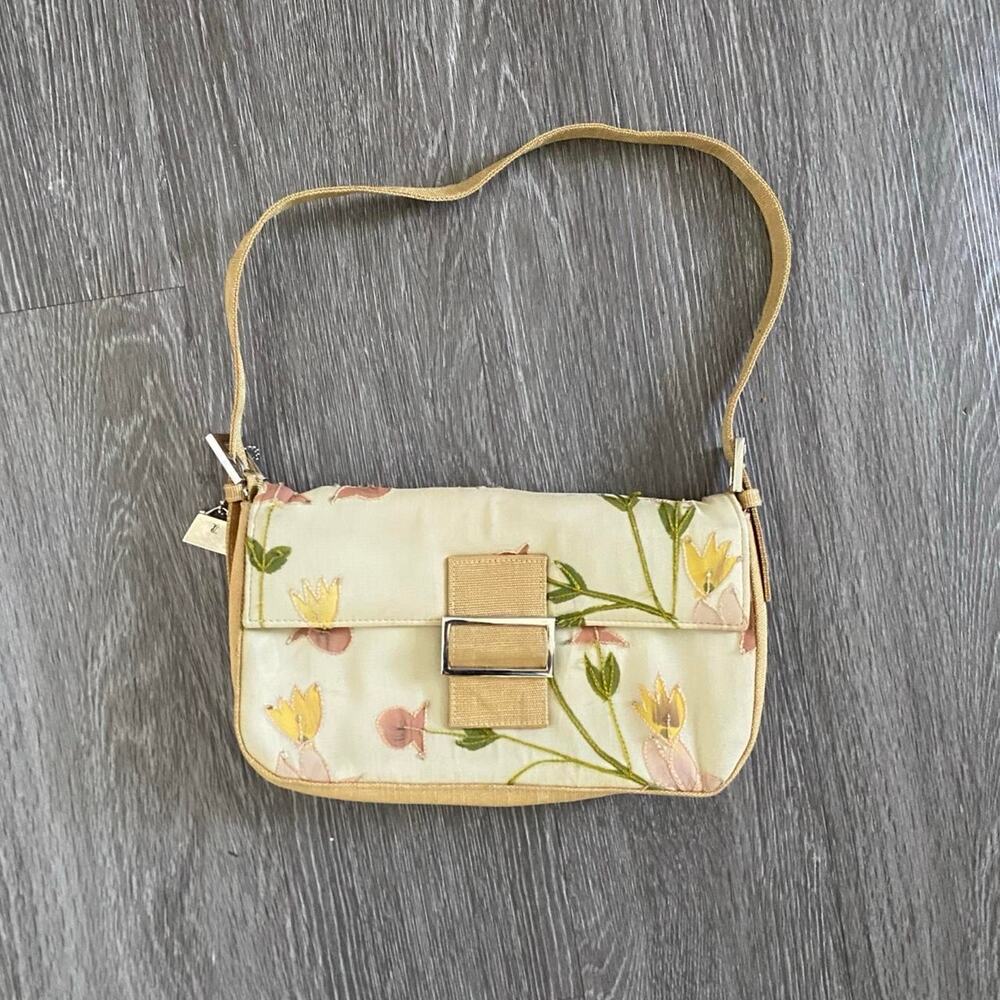 Vintage 2000s jeanne lottie floral purse